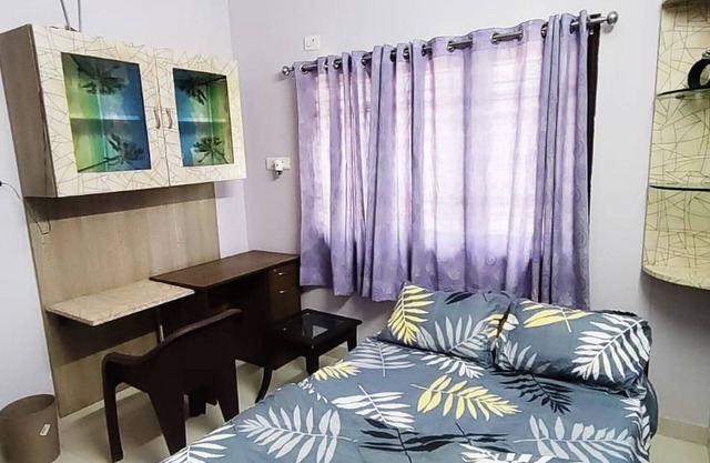 3 BHK in KPHB with Free Parking