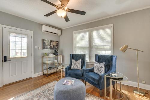 3 Blocks to Pensacola Bay Charming Apartment!