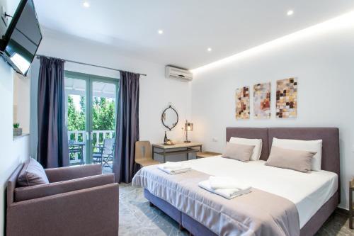 3 Goddesses' studios