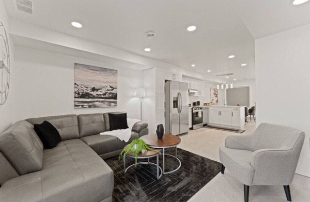 3 Levels, 3 Bedroom, Retreat