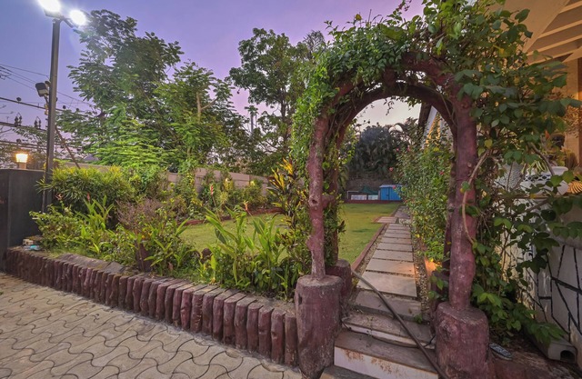 35 summer hill 4bhk by Arabian villas with huge pool and lawns