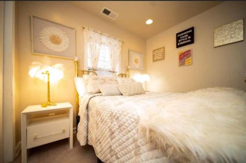 389B) Luxarious 1 BR