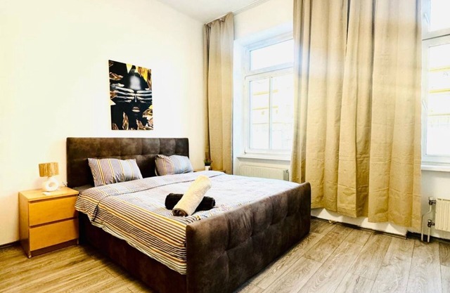 3BR Apartment for 9P, 10Min to FAC Platz