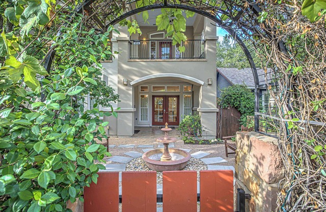 3BR Retreat in Bouldin Creek | Walk to SoCo