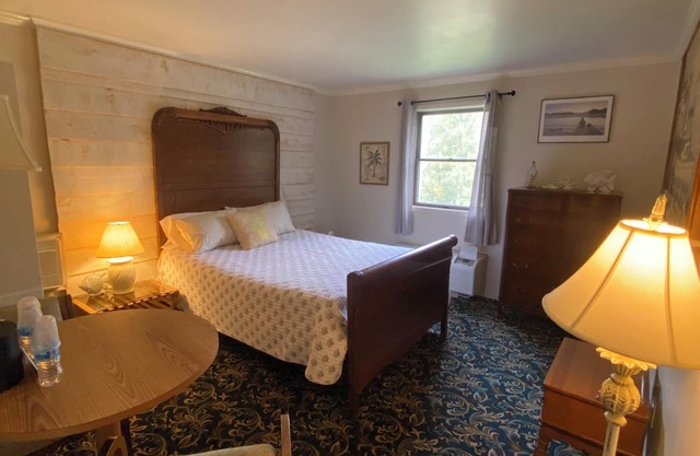 4-Beach Room