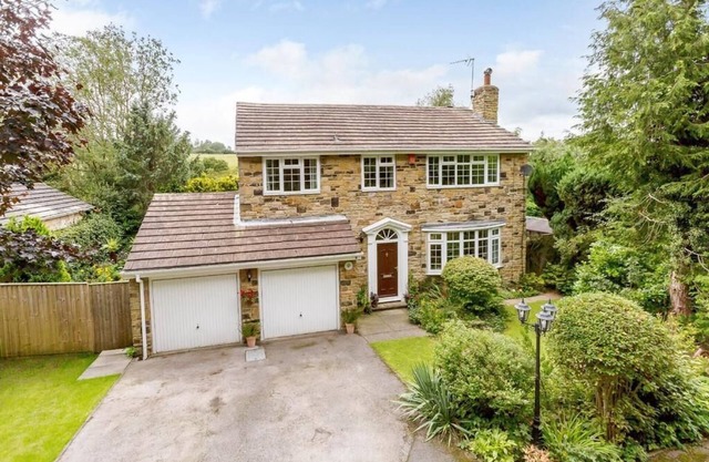 4-Bed House in Wetherby, sleeps 8, near York