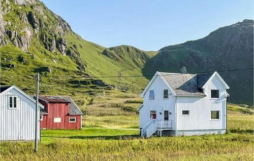 4 Bedroom Amazing Home In Fredvang