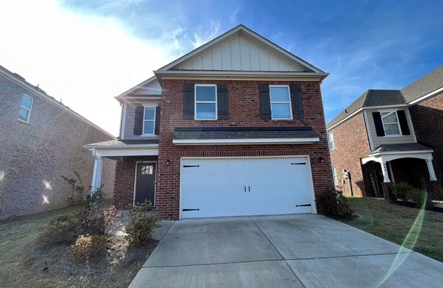 4 bedroom house in quaint neighborhood