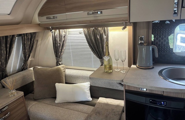 4 Guests - Pet Friendly - Durham Caravan Retreat