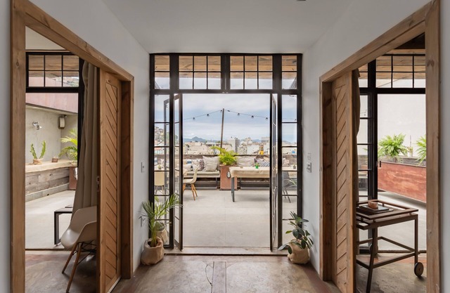 4 Modern Private Ensuites in Ipanema Hills