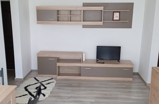4 Rooms Apartment