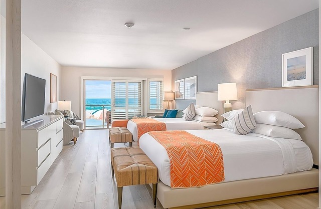 4 Spacious Units, Ocean Front 2 Queen at Beach Terrace, Outdoor Pool