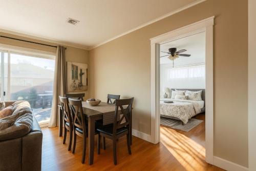 4BR Fullerton Retreat - Private Backyard