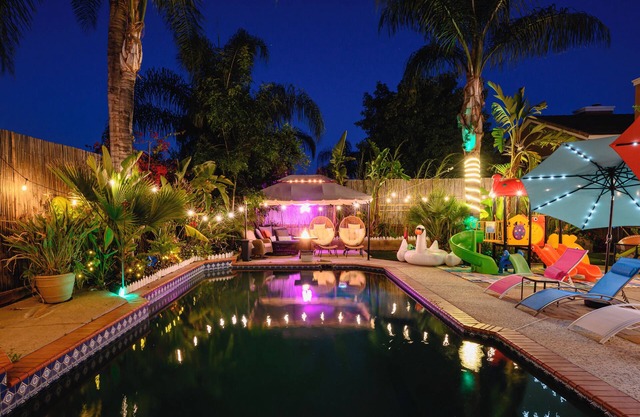 4BR w/Heated Pool & SPA |Pool Table|Mini Golf|Kids Playhouse|Fire Pit