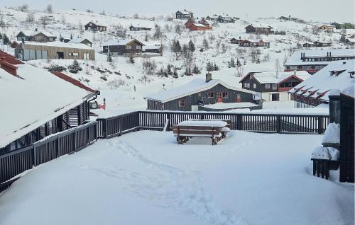 5 Bedroom Cozy Apartment In Ustaoset