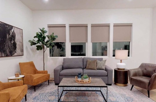 5 Bloomington ELDREDGE · Poolside @ Bloomington Country Club