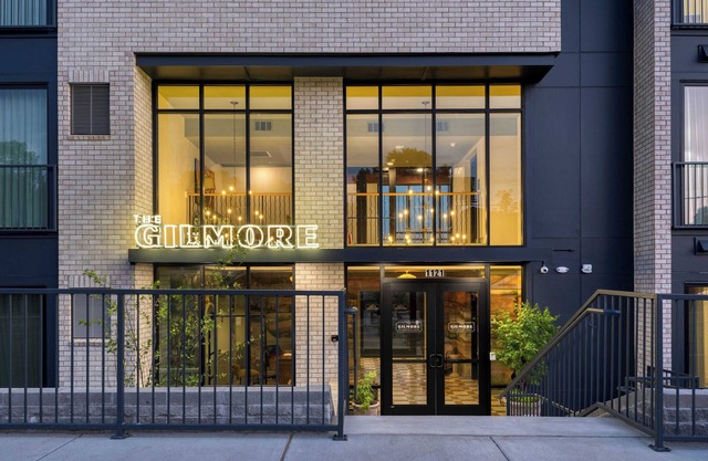 5 Boutique 1BR Suites in 12 South Sleeps 20