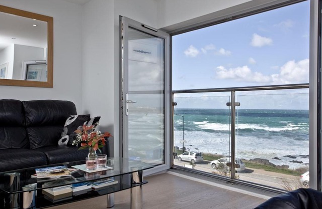 5 Fistral Beach, Newquay