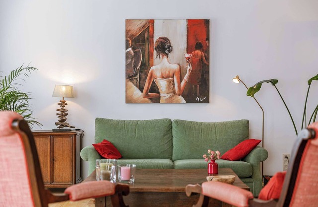 5932a093-af78-419b-a758-e7b6806b3dd0