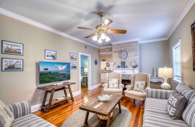 5BR Coastal Retreat*HTD pool*Porch*Walk DWNTN*AMI