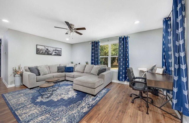 5min to Fort Benning|Fenced Yard, Pets, Near Golf