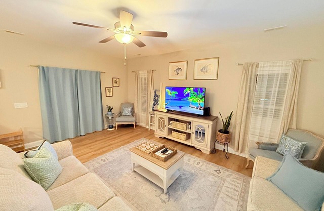 5mins to Downtown Swansboro-King Bed-WD-600Mbps