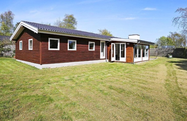 6 person holiday home in Gilleleje-By Traum