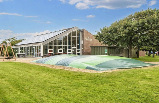 6 person holiday park in Hemmet