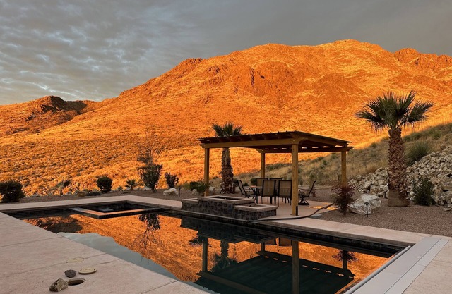 60-acre custom home with breathtaking views of city of Las Cruces & Organs!