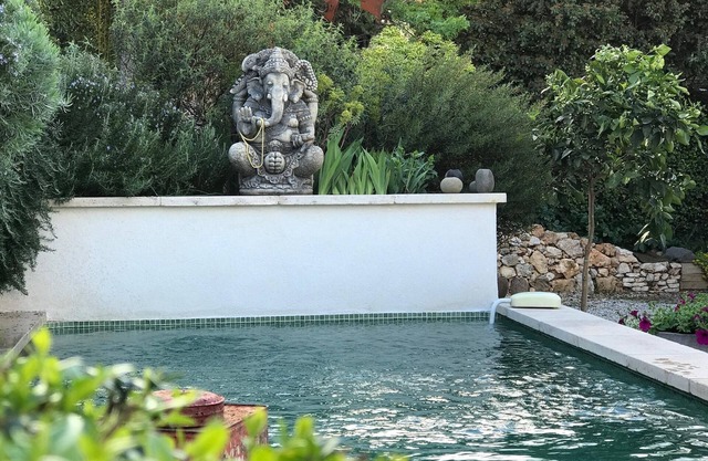 64 Le Mazet in Provence with Pool and Private Garden Classified 4*