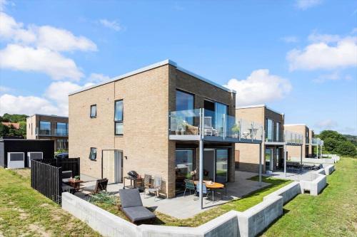 6839-Allinge-Havnevej-14-F-st