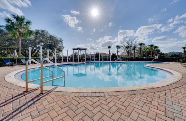 7 Mi to USTA Waterfront Tennis House with Yard!