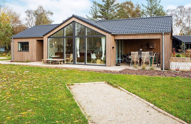 7 person holiday home in Væggerløse-By Traum