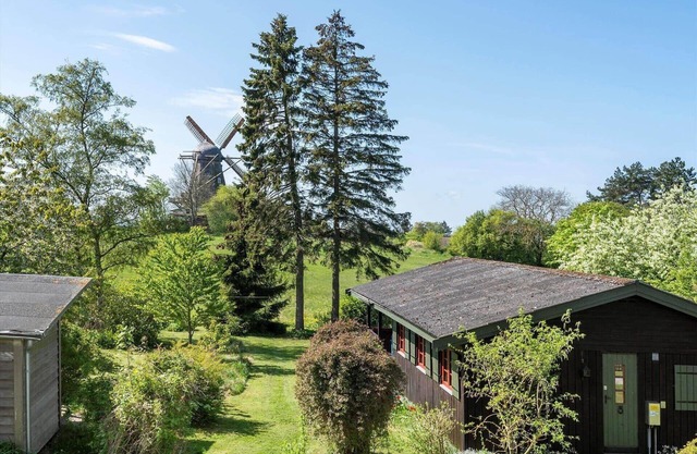 7057 Bogø By - Møllebakken 67