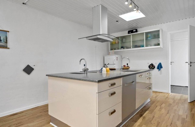 7766 Hvide Sande - Livadiavej 25