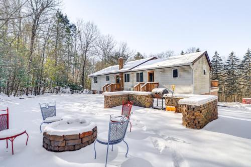 8 Mi to Lake Wallenpapack Gem with Deck and Game Room