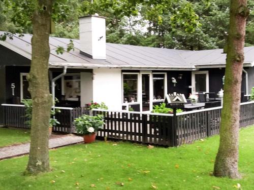 8 person holiday home in Hals-By Traum