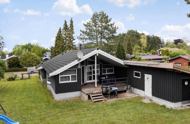 8157 Præstø - Svalevej 3