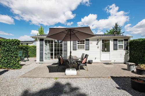 85, Private, Parking - Nature - Central - AC - Serene!