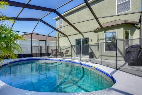 9 Mi to Beach Peaceful Riverview Home with Patio