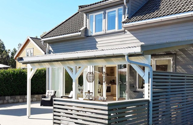 9 person holiday home in Risør