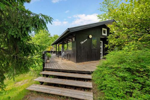 A Cozy, Well-Furnished Holiday Home In Mols Bjerge