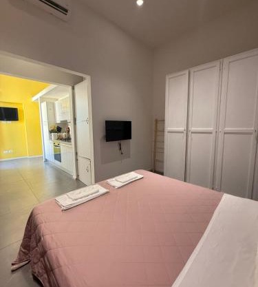 A DUE PASSI DALLE CINQUE TERRE n1