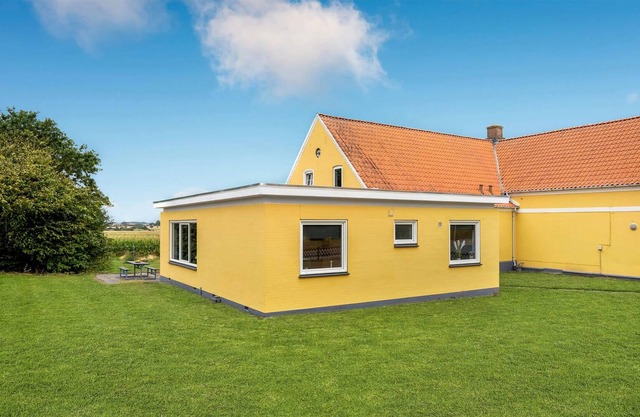 A few kilometers from the sea, you will find this beautiful vacation home in Diernæs Strand.