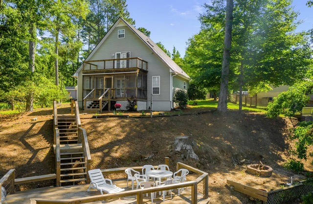 A Frame of Mind: 3 BR, 2 BA in Cullman, Sleeps 10