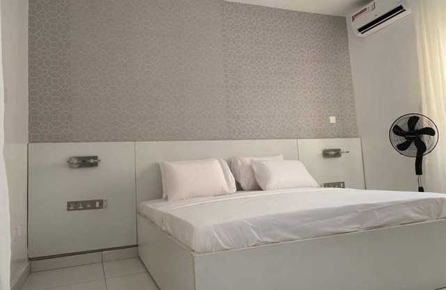 A lovely furnished 2 bedroom apartment