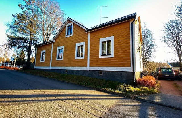 A Lovely House with a Garden in Helsinki