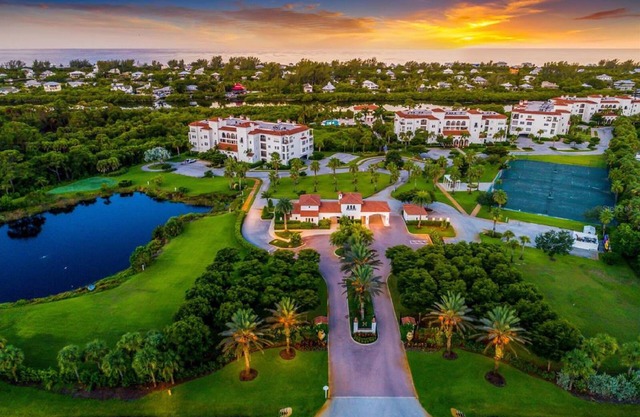 A LUXURY RESORT STYLE CONDO - THE POSSIBILITIES ARE AS ENDLESS AS THE SUNSHINE