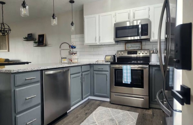 A Spacious Townhome in Newton - Unit D