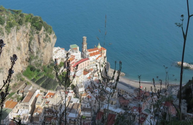 A stone's throw from the sea .